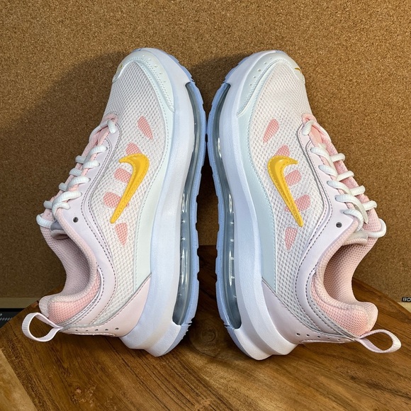 Nike
Air max AP
NWOT - Picture 5 of 9